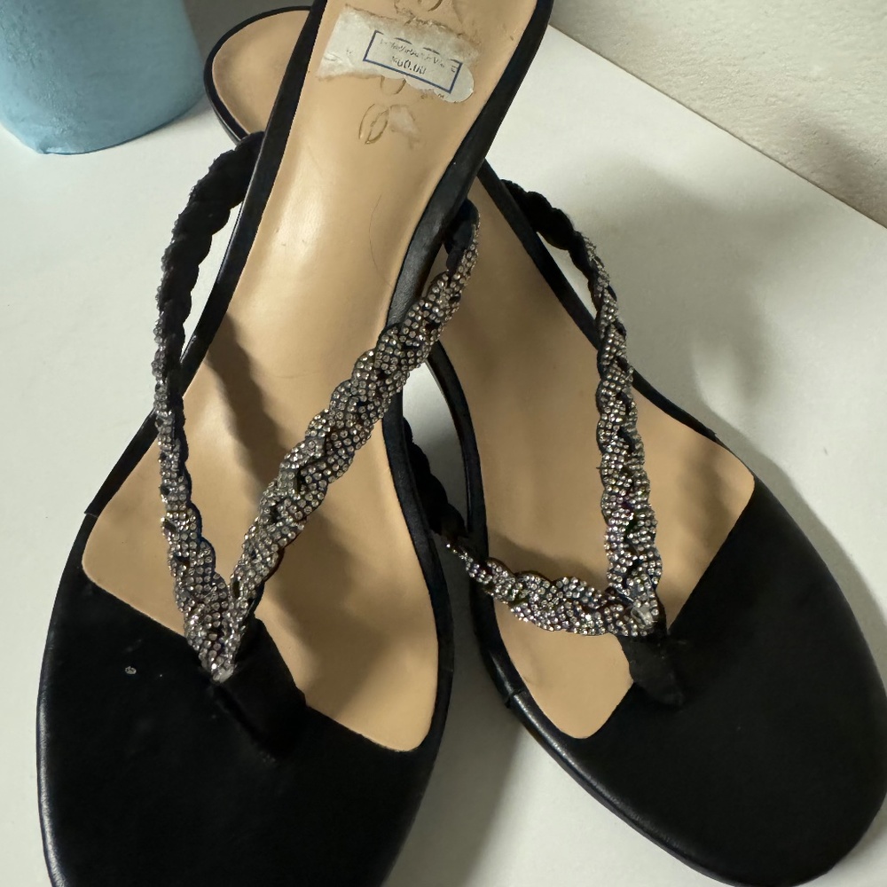 COPY - Bebe shoe- size 9- almost new-only worn once- soles are in great conditi…